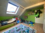 ++NEU IM ANGEBOT++ 4-Zi.-DG-Wohnung mit Garage u. großem Garten in Steinen-OT - Kinderzimmer