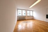 ++NEU IM ANGEBOT++ Große, helle 4,5-Zi.-Citywohnung mit Potenzial in Lörrach - Zimmer